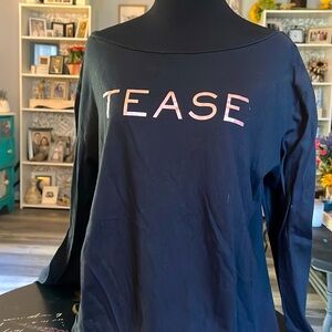 Victoria Secret relaxed shoulder t shirt Size large